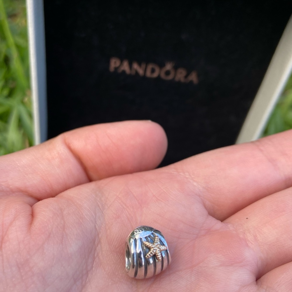 Authentic PANDORA charm